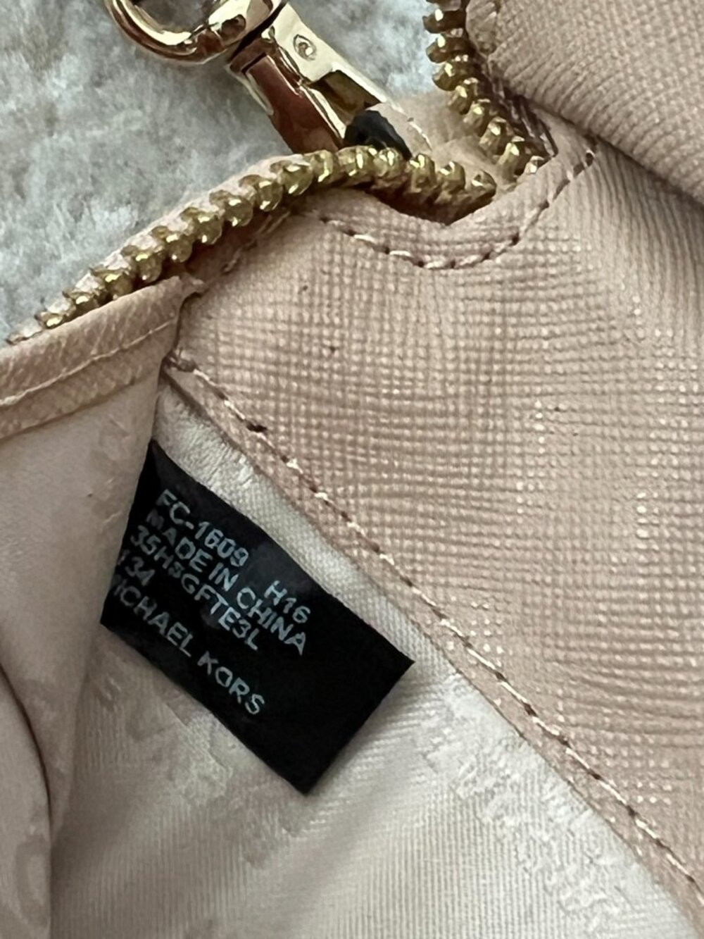 Michael Kors Zip Around Wristlet Wallet - Picture 7 of 7